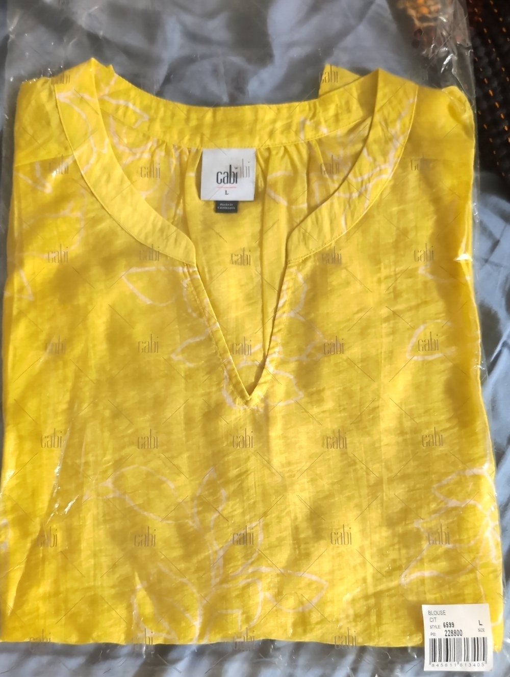 CAbi Savannah Shear Sleeveless Top